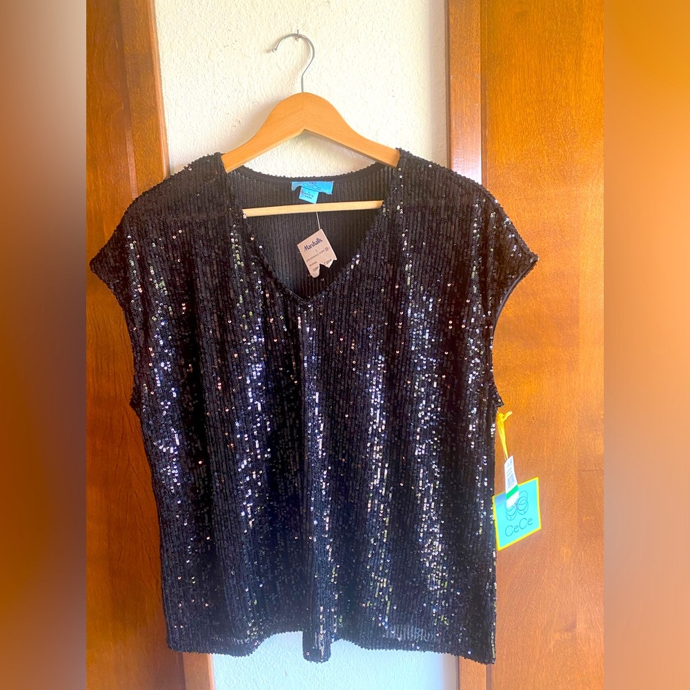 Black short sleeve blouse size L